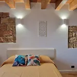 2 Sicilie Rooms&suite In Centro Appartement *