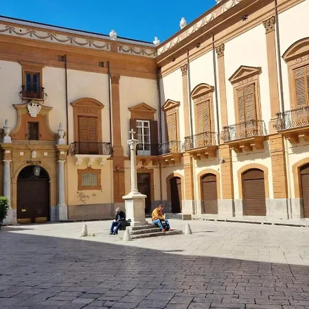 2 Sicilie And In Centro Daire